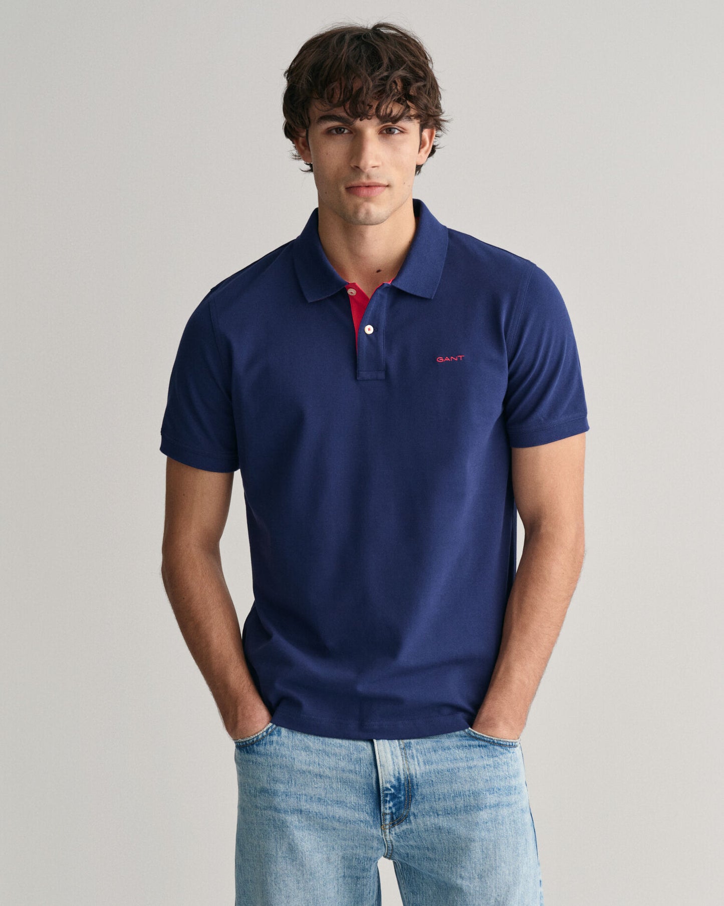 Polo-Shirt mit Kontrastdetails