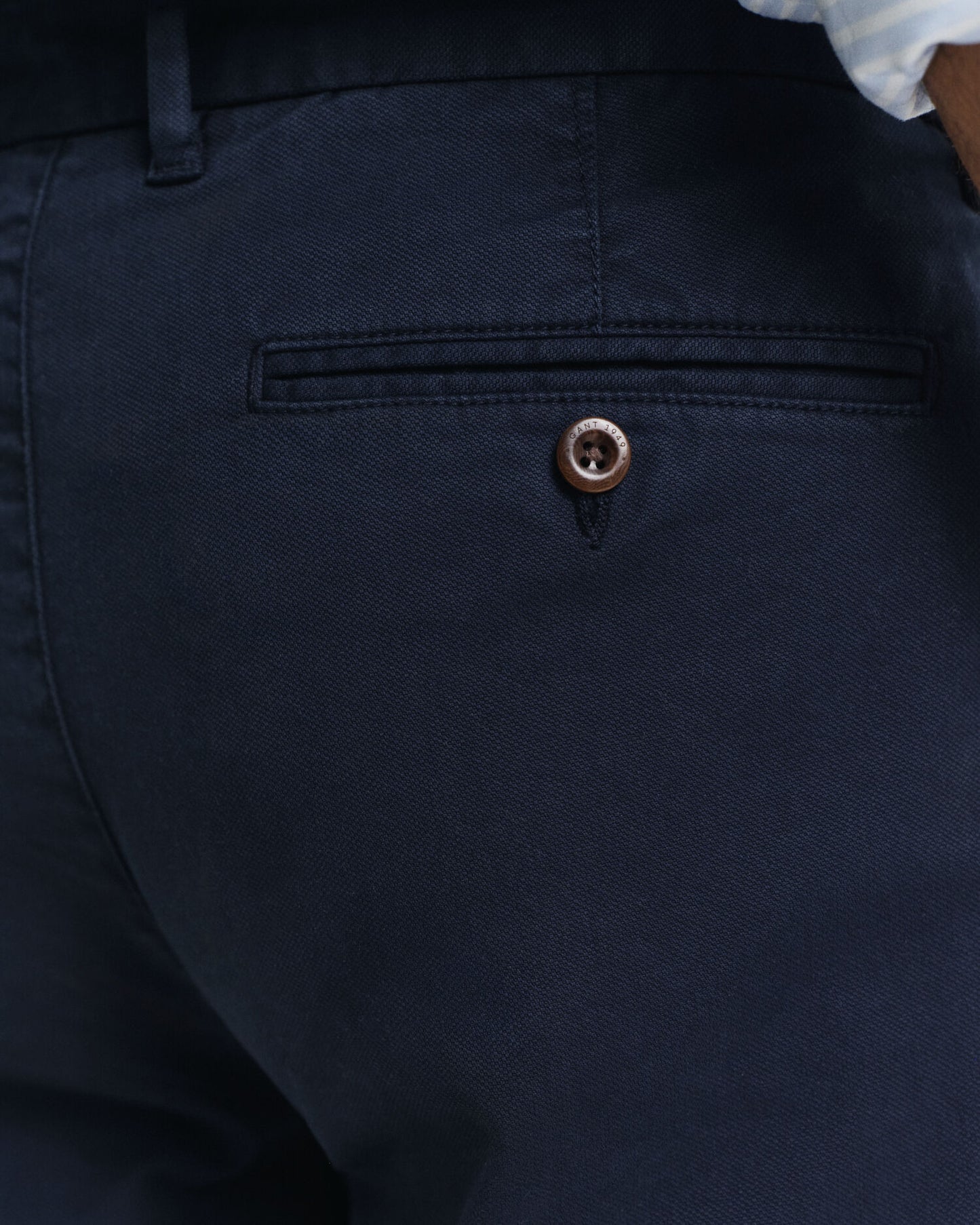 Slim Fit Chino mit Dobby-Struktur