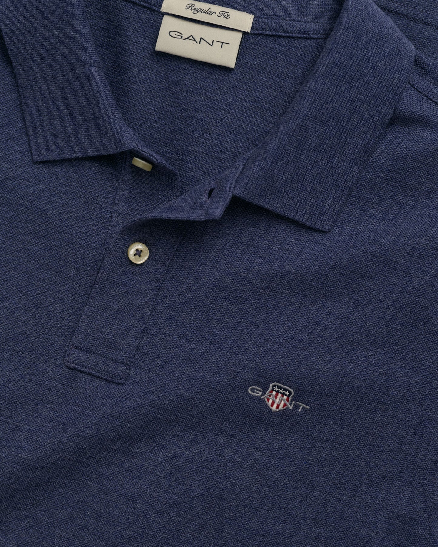 Polo en piqué coupe droite Shield