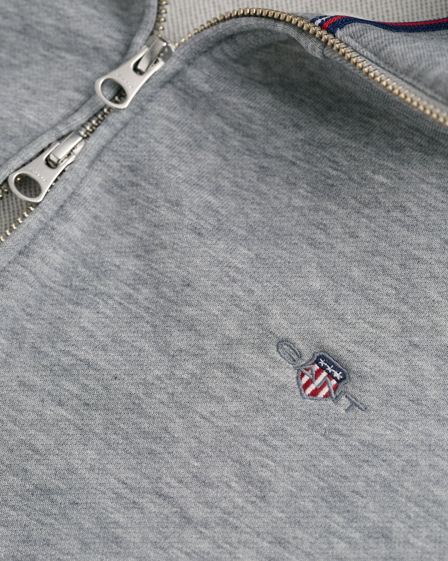 Shield Reißverschluss-Sweatshirt