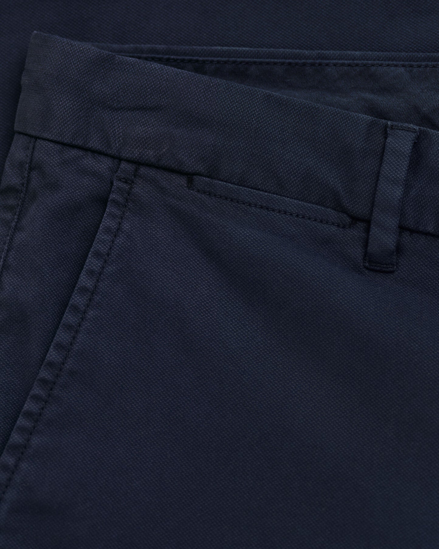 Slim Fit Chino mit Dobby-Struktur