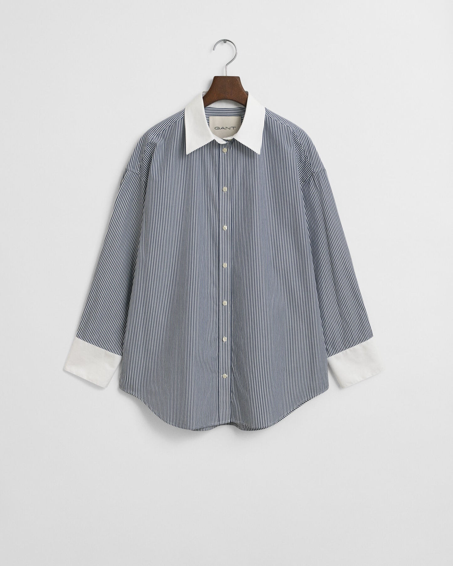 Chemise rayée ample à col contrastant
