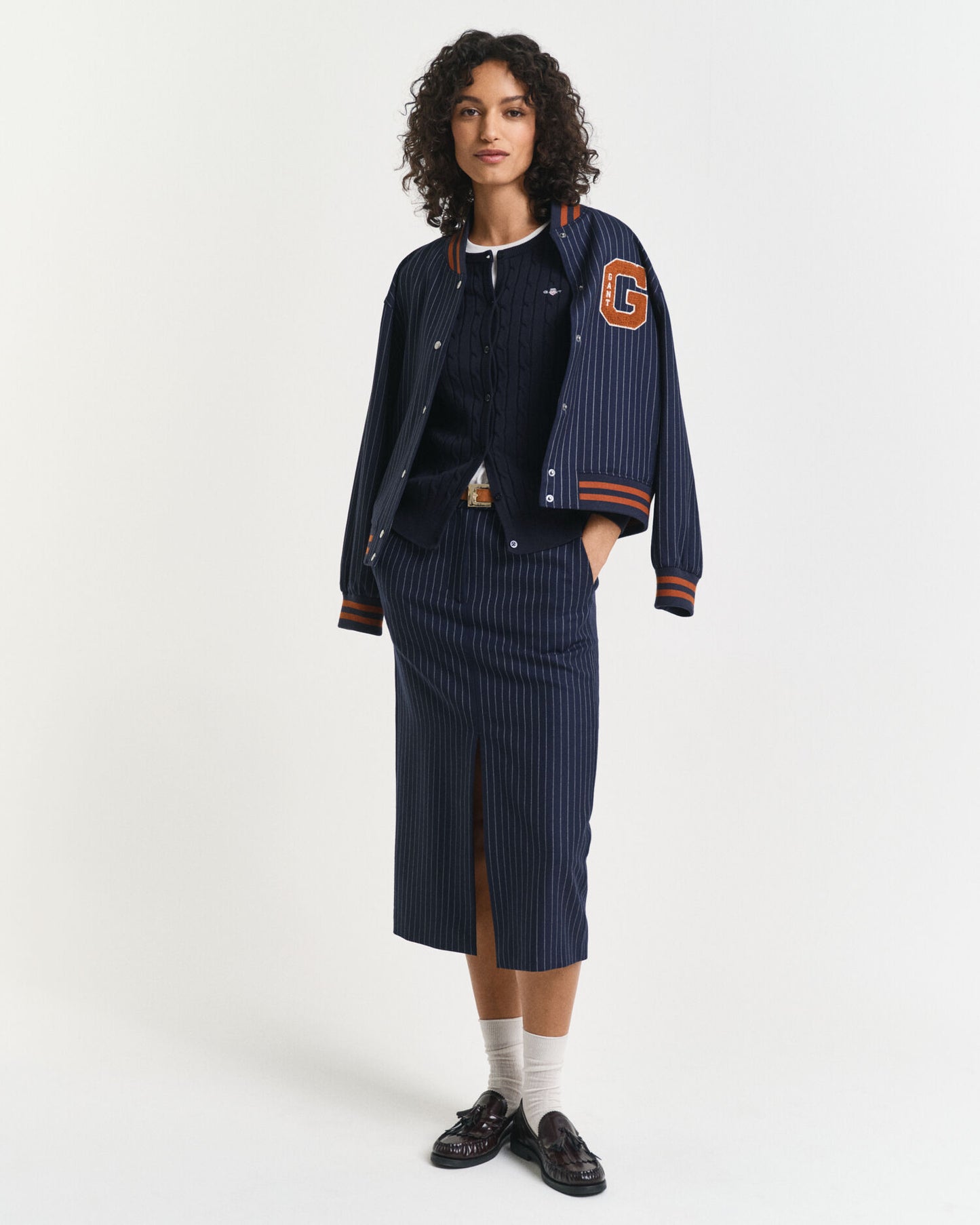 Cardigan aus Stretch-Baumwollzopfstrick