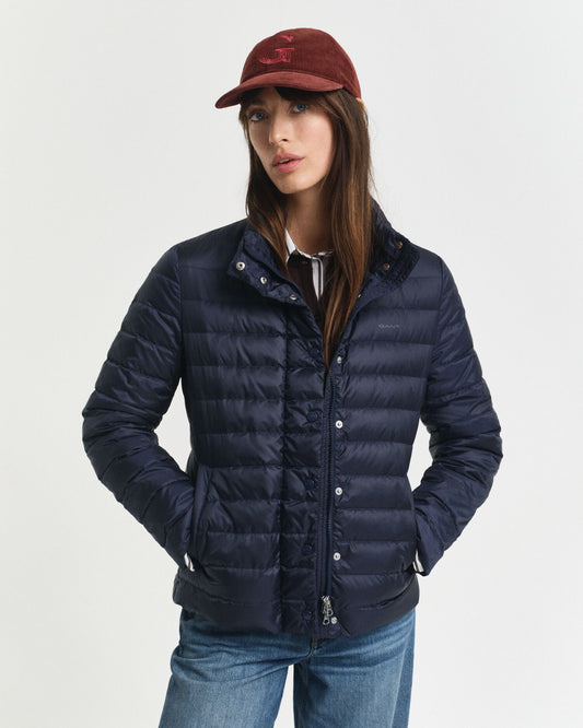 Leichte Daunenjacke