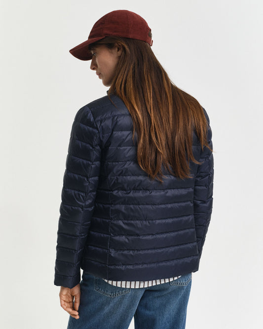 Leichte Daunenjacke