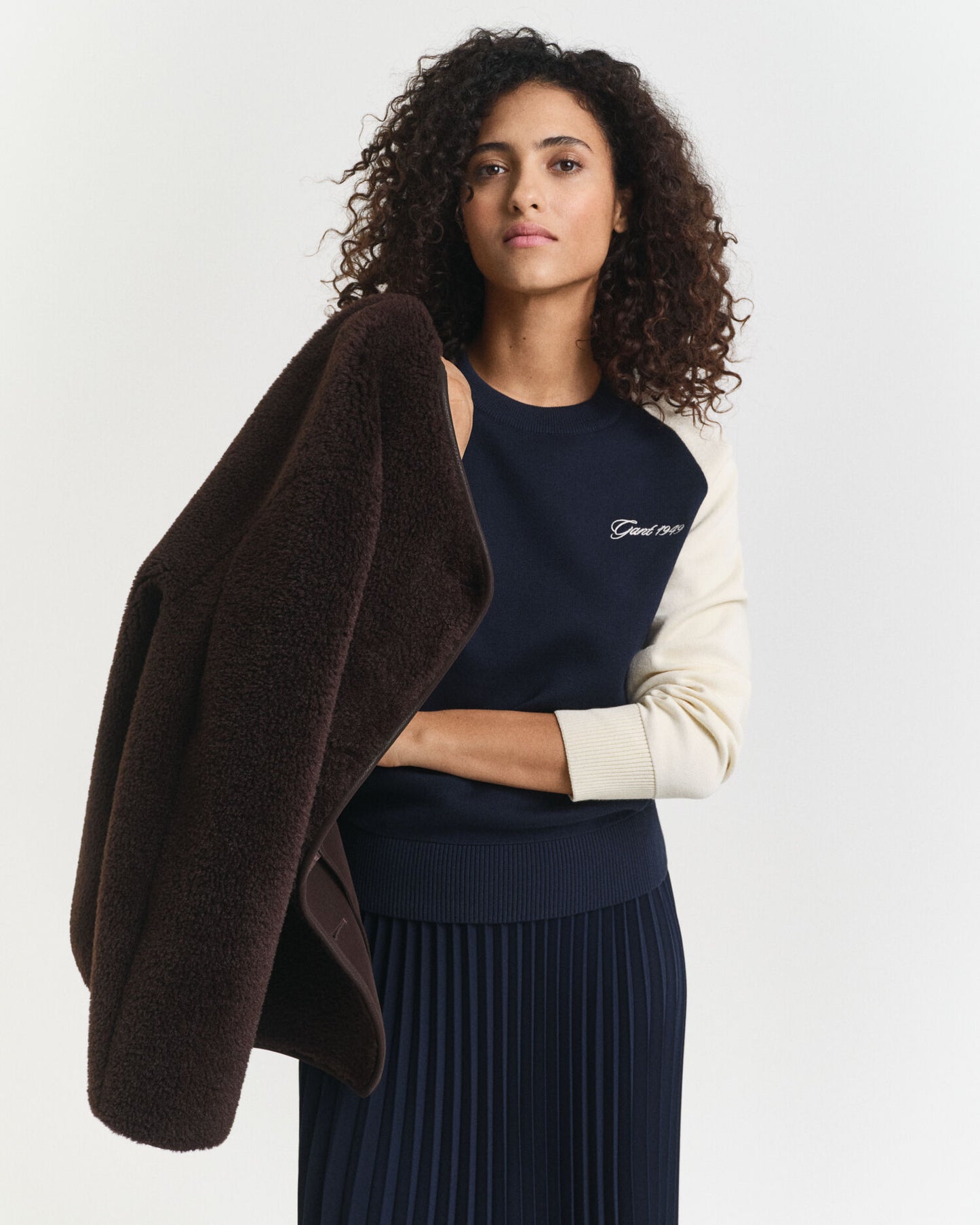 Color Blocked Crew Neck Sweater