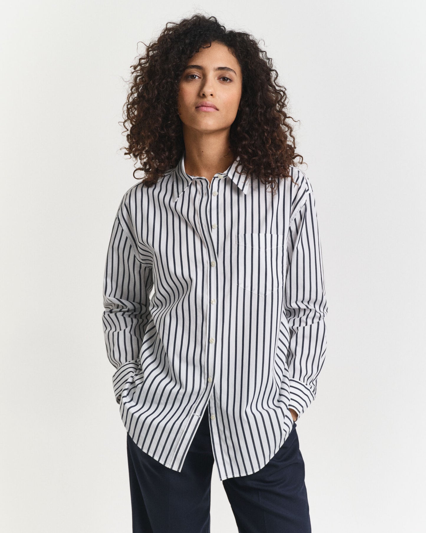 Relaxed Fit Hemd aus gestreiftem Popeline