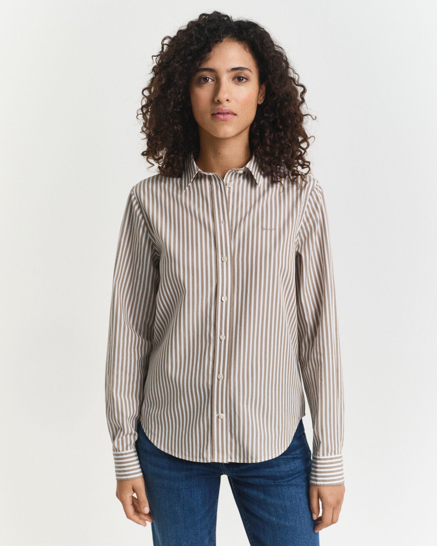 Chemise classique en popeline à rayures coupe droite
