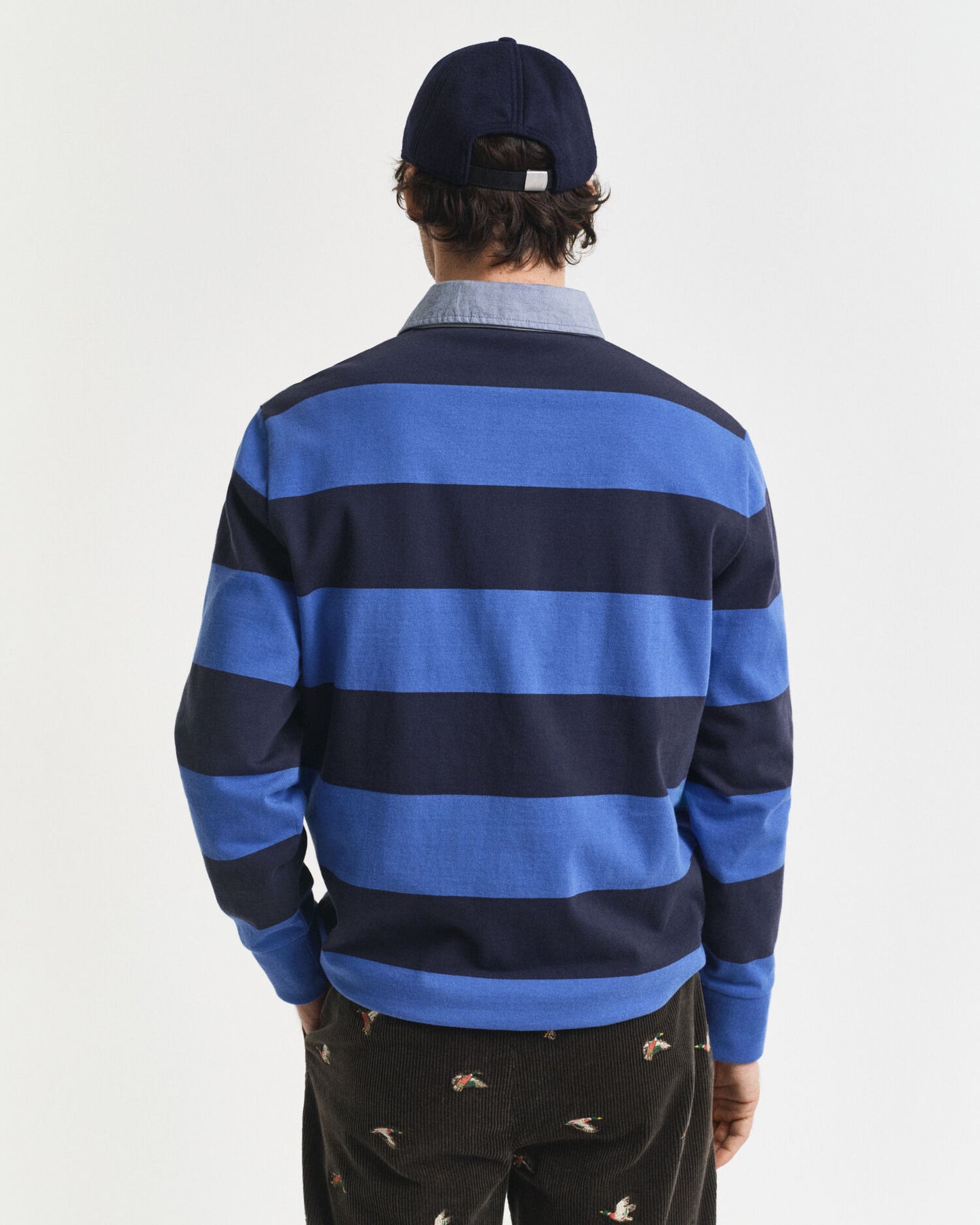 Rugger mit Chambray-Kragen und Streifen