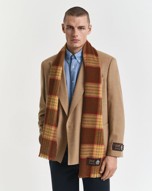 Foulard à carreaux
