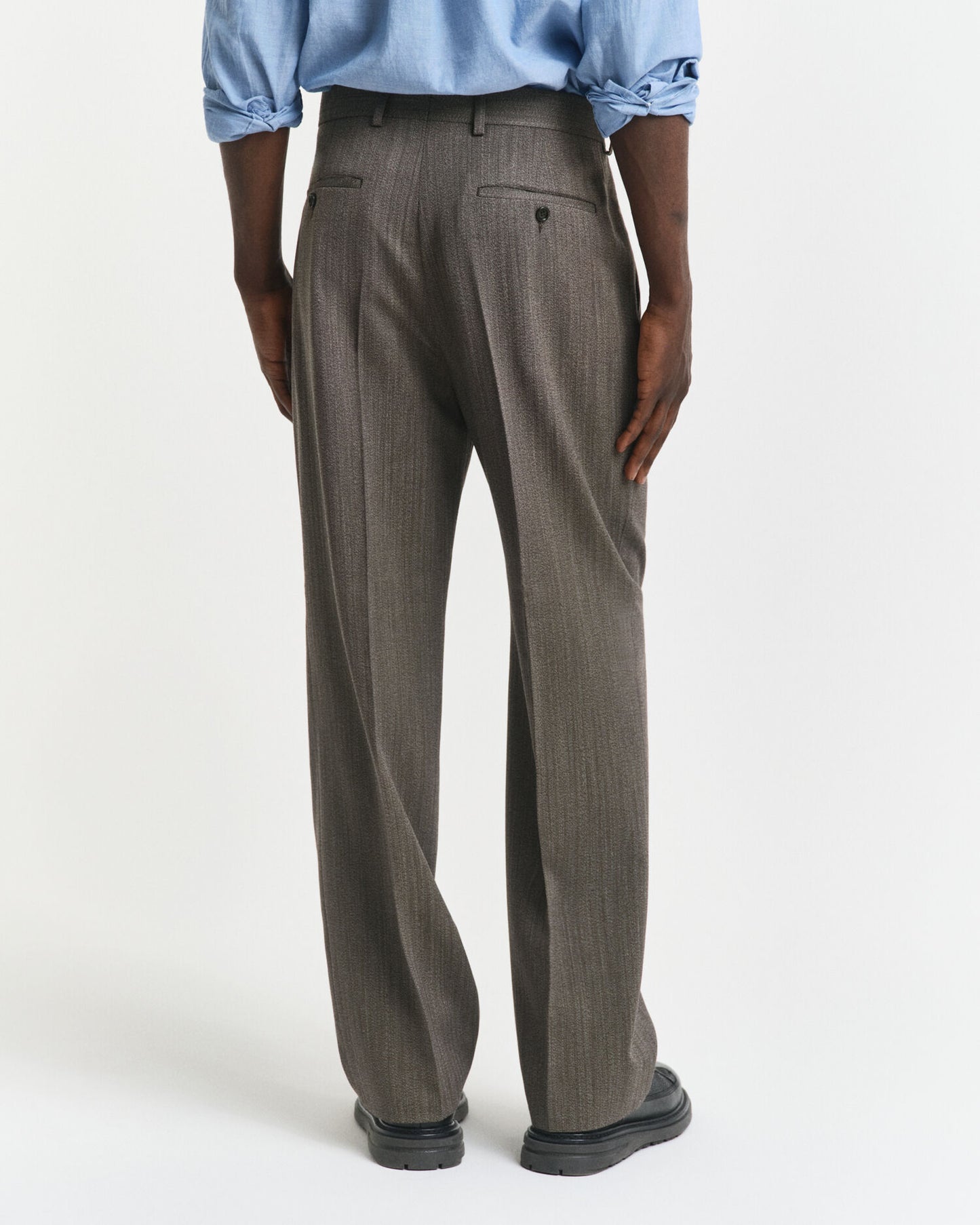 Pantalon de costume à chevrons