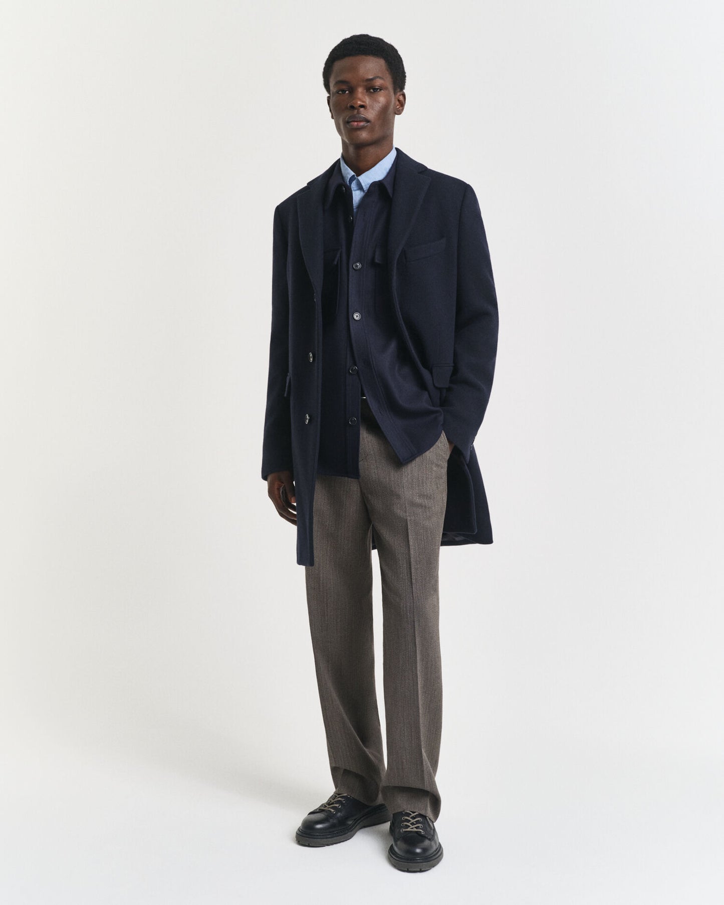 Pantalon de costume à chevrons