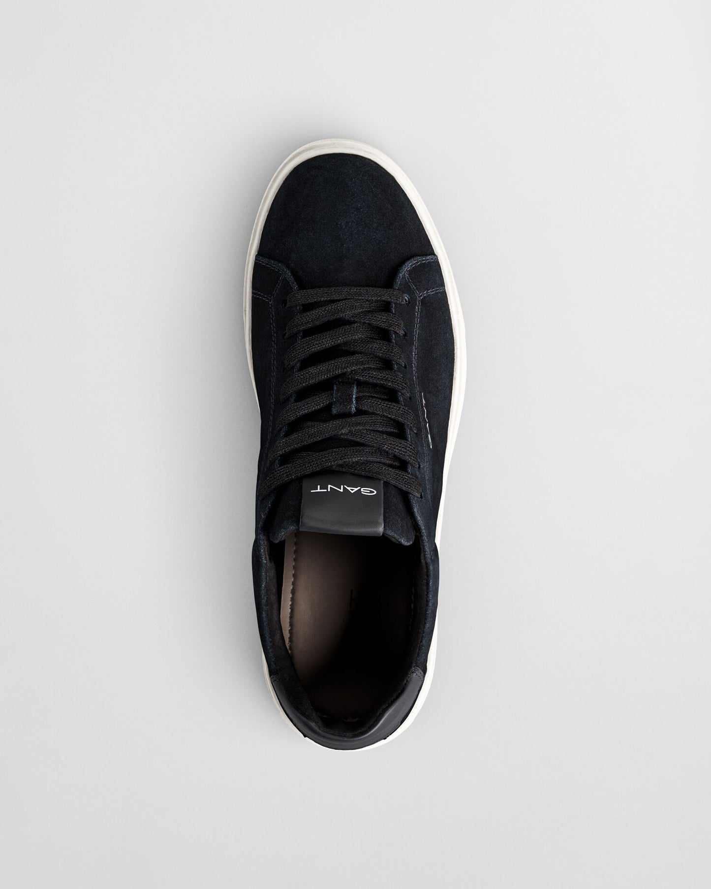 Baskets en daim McJulien