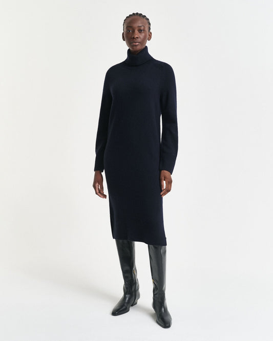 Robe col roulé en maille