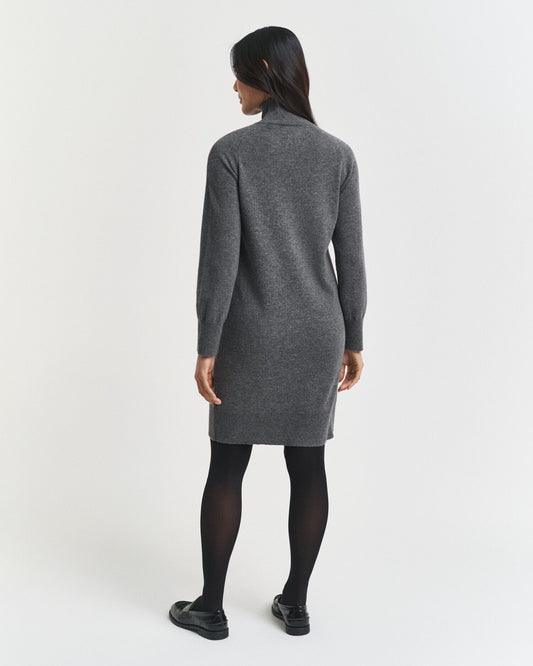 Robe en maille d'agneau mérinos extrafine