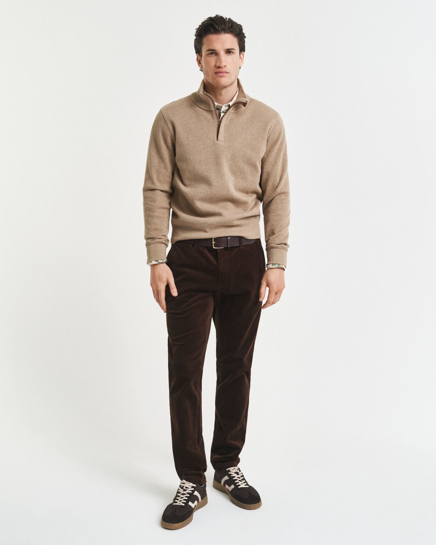 Schmale Cord-Chinos