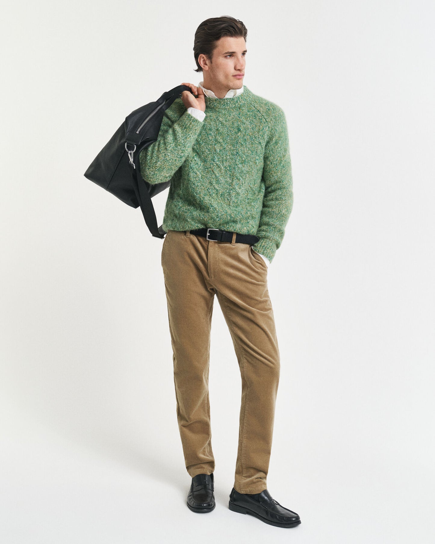 Schmale Cord-Chinos