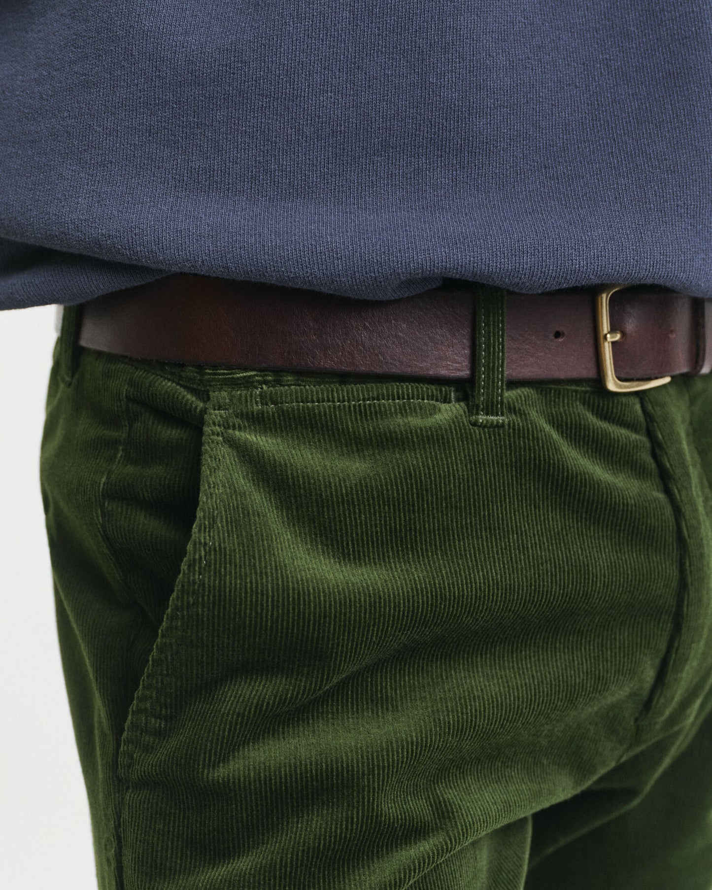 Chino en velours côtelé coupe slim